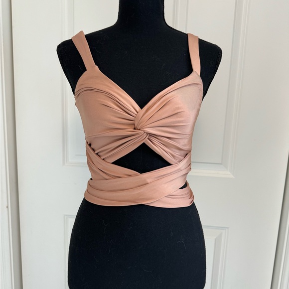 Hello Molly Tops - Hello Molly Strappy Crisscross Tie Back‎ Crop Top NWT